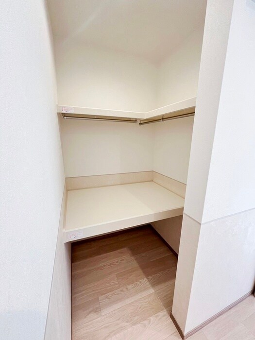 物件内観写真11　(収納)