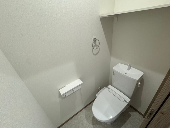 物件内観写真12　(トイレ)