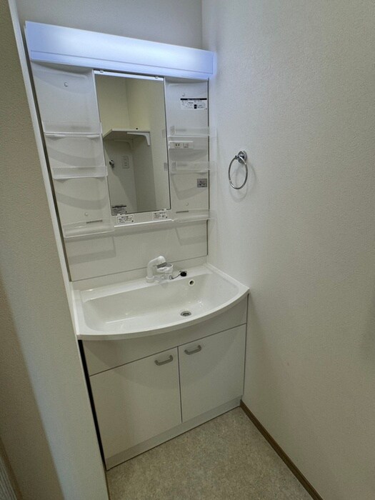 物件内観写真13　(洗面)