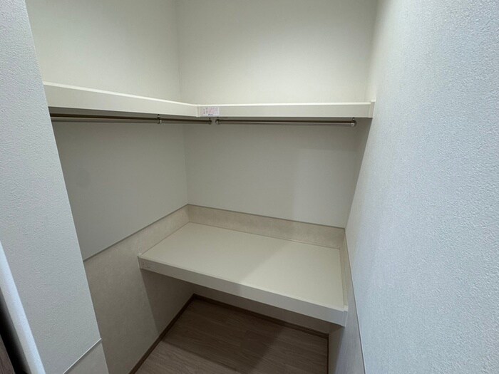 物件内観写真14　(収納)