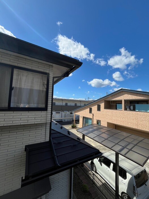 物件内観写真16　(室内からの展望)