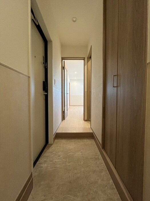 物件内観写真19　(廊下)