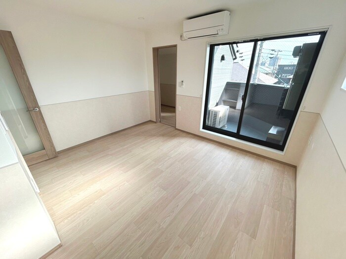 物件内観写真19　(居室)