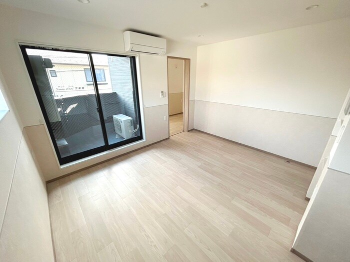 物件内観写真22　(居室)