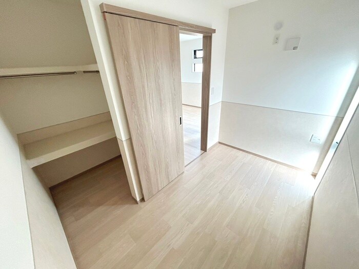 物件内観写真22　(居室)