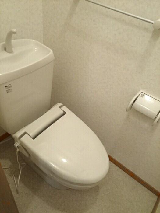 物件内観写真13　(トイレ)