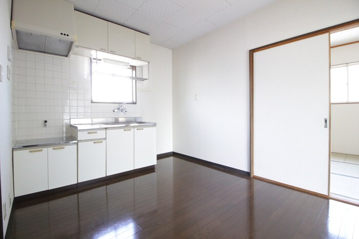 物件内観写真8　(廊下)