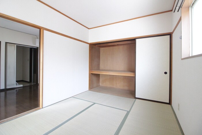 物件内観写真11　(居室)