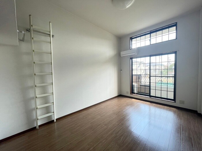 物件内観写真21　(居室)