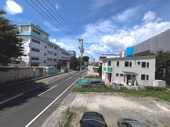 物件内観写真22　(室内からの展望)