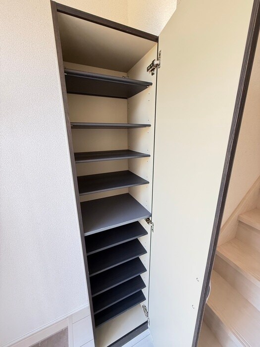 物件内観写真19　(靴箱)