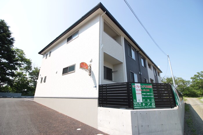 物件外観写真2　(外観写真)