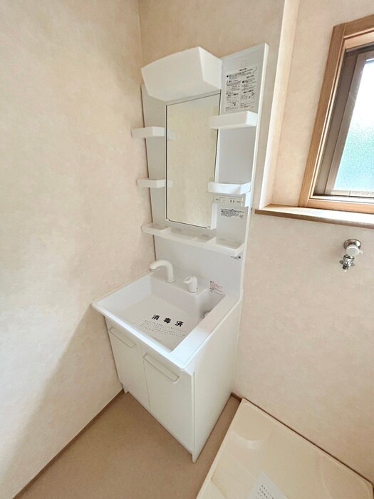 物件内観写真12　(洗面)