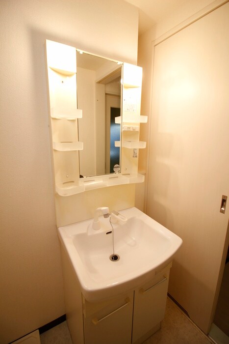 物件内観写真15　(洗面)