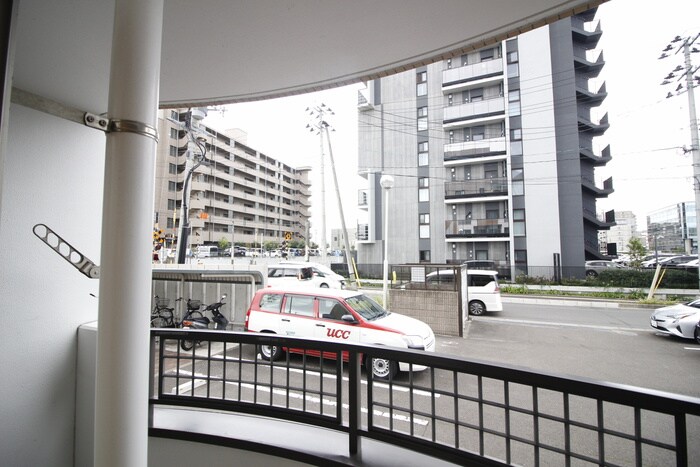 物件内観写真21　(室内からの展望)