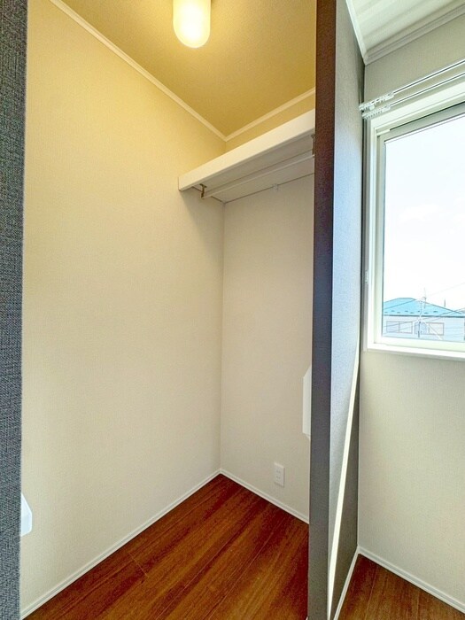 物件内観写真13　(収納)