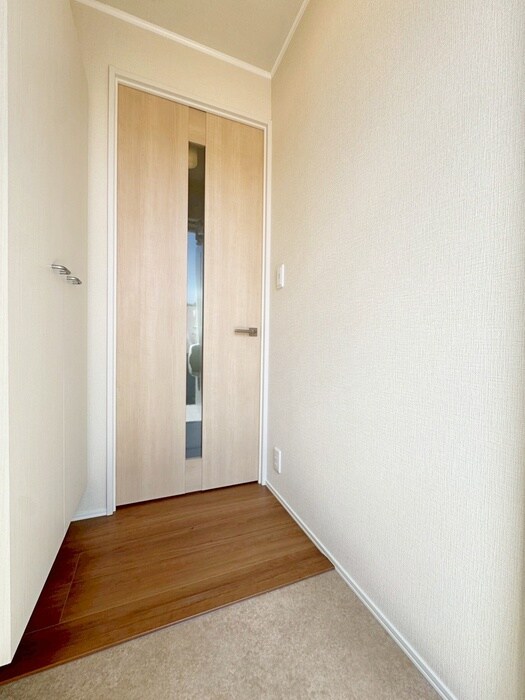 物件内観写真17　(玄関)