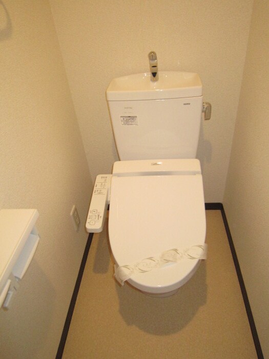 物件内観写真13　(トイレ)