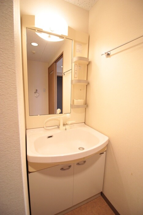 物件内観写真13　(洗面)