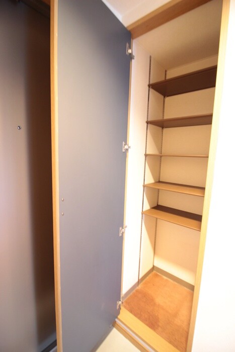 物件内観写真17　(靴箱)