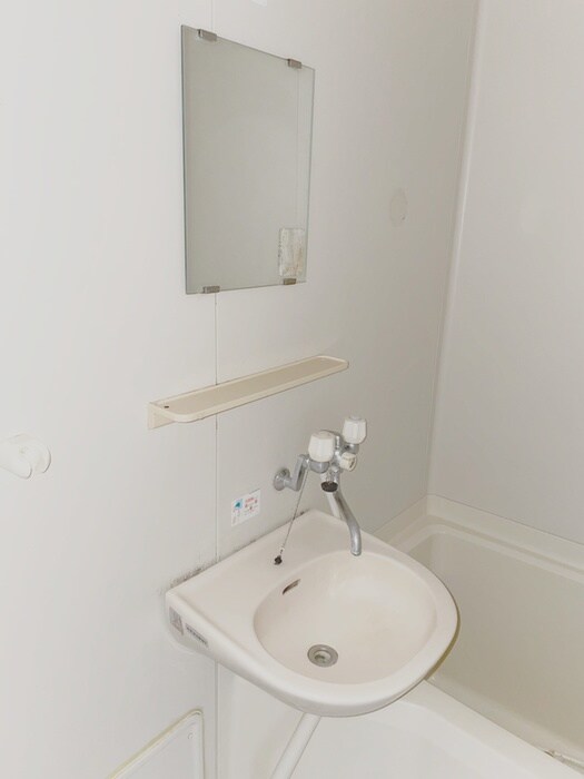 物件内観写真12　(洗面)