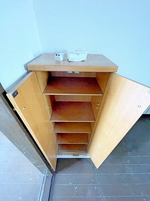 物件内観写真16　(靴箱)