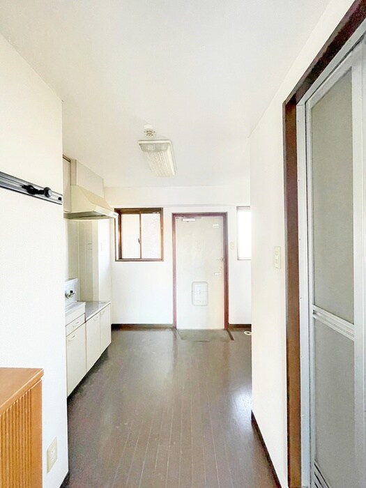物件内観写真17　(廊下)