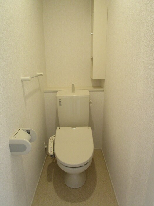 物件内観写真14　(トイレ)