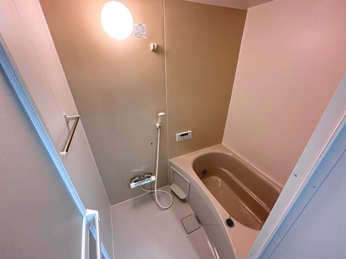 物件内観写真12　(バス／シャワールーム等)