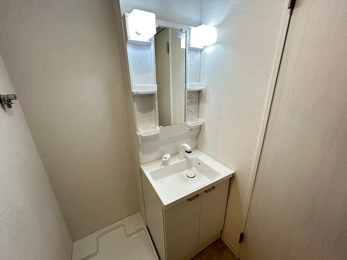 物件内観写真12　(洗面)