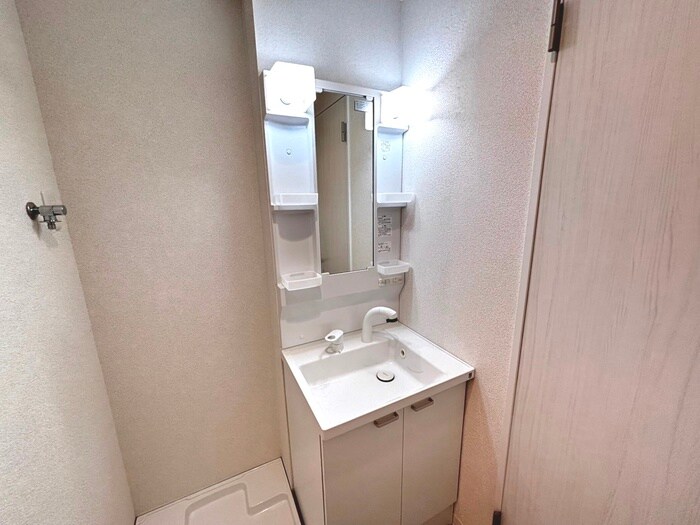 物件内観写真13　(洗面)