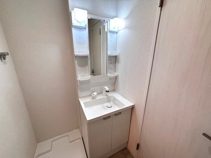 物件内観写真14　(洗面)