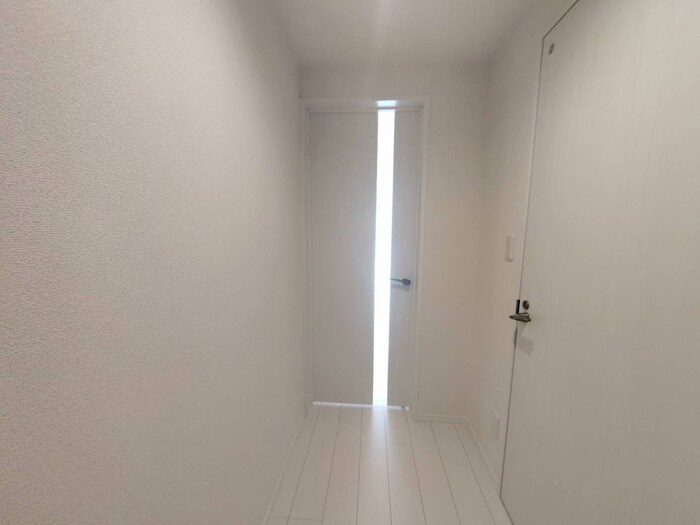 物件内観写真19　(廊下)