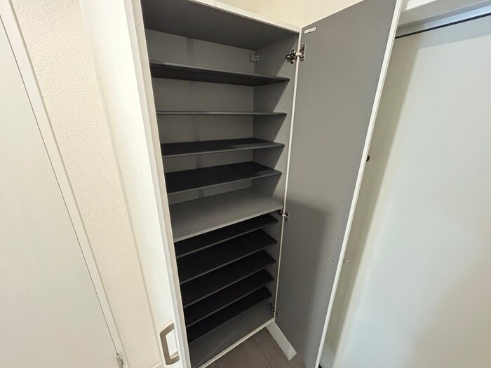物件内観写真19　(靴箱)