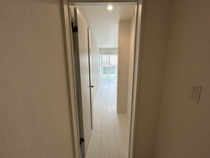 物件内観写真19　(廊下)