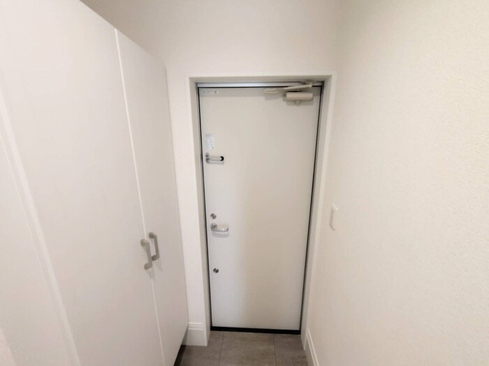 物件内観写真21　(玄関)