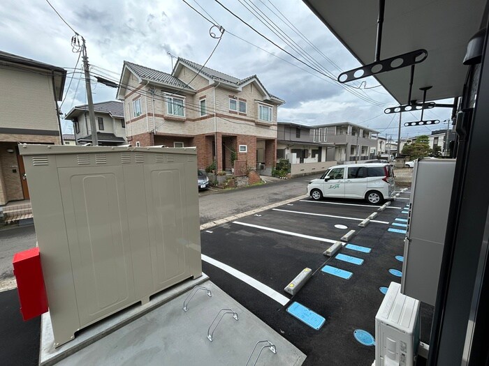 物件内観写真22　(室内からの展望)