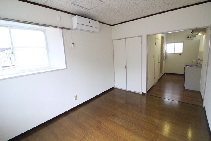 物件内観写真9　(居室)