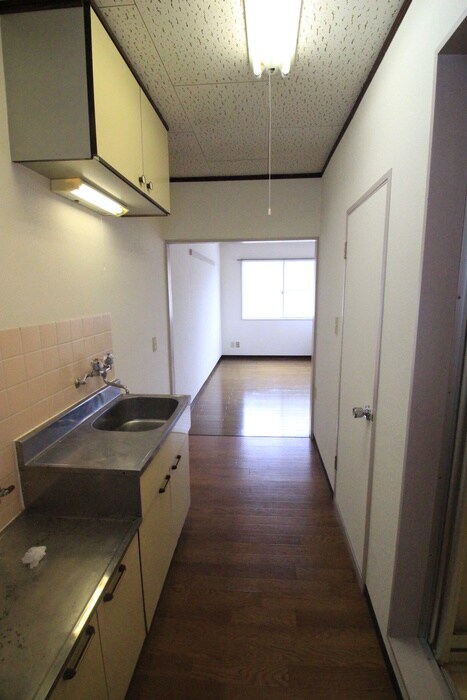 物件内観写真21　(廊下)