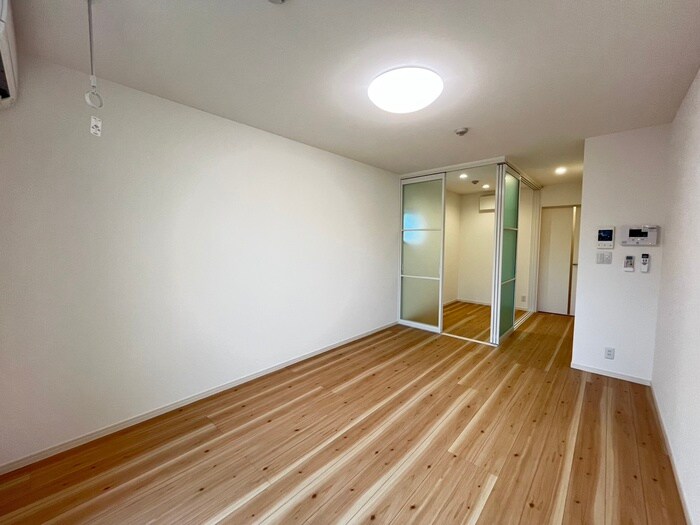 物件内観写真9　(居室)