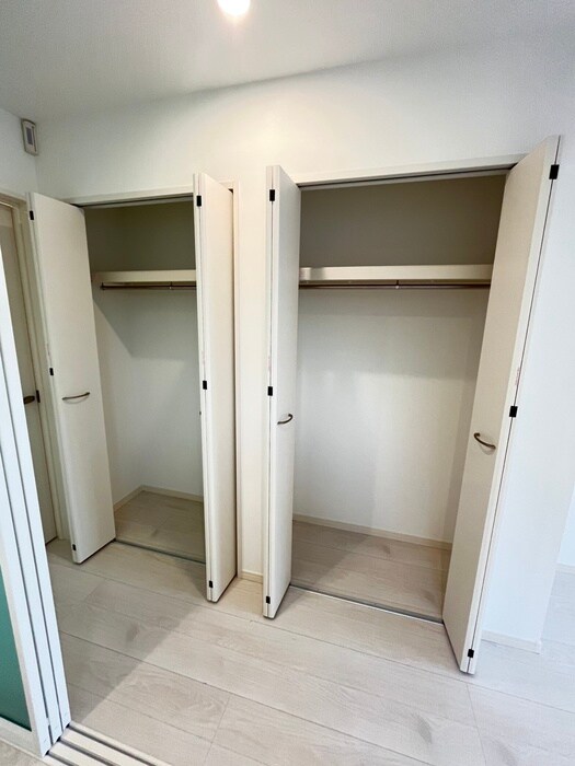 物件内観写真12　(収納)