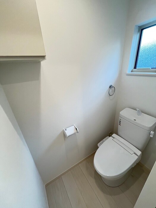 物件内観写真16　(トイレ)