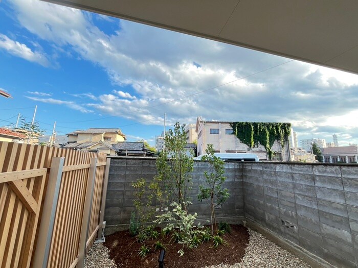 物件内観写真21　(室内からの展望)