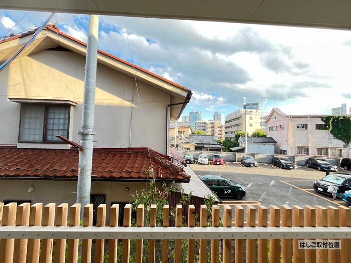 物件内観写真22　(室内からの展望)