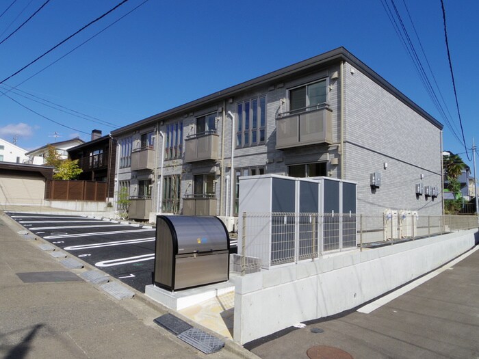 物件外観写真2　(外観写真)