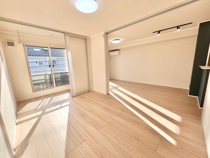 物件内観写真9　(居室)