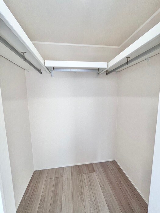 物件内観写真11　(収納)