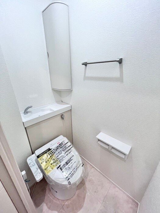 物件内観写真15　(トイレ)