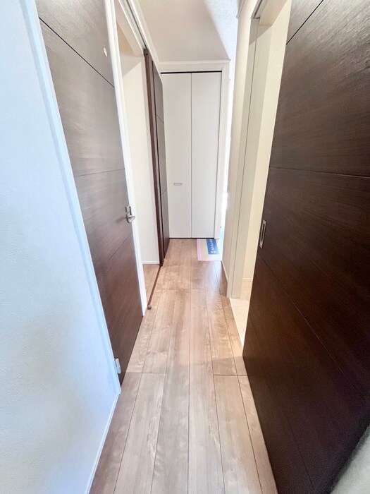 物件内観写真19　(廊下)