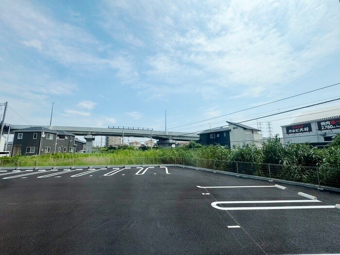 物件内観写真16　(室内からの展望)